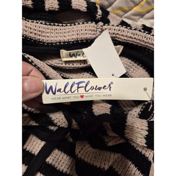 Wildflower Striped Buttersoft Sweater with Hood-Size L-NWT - Picture 7 of 9